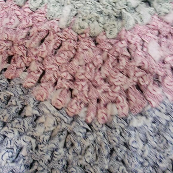 Antique Vintage Folk Art Textiles Handmade Heart Shaped Area Rag Rug 38 x 47 - Picture 4 of 8